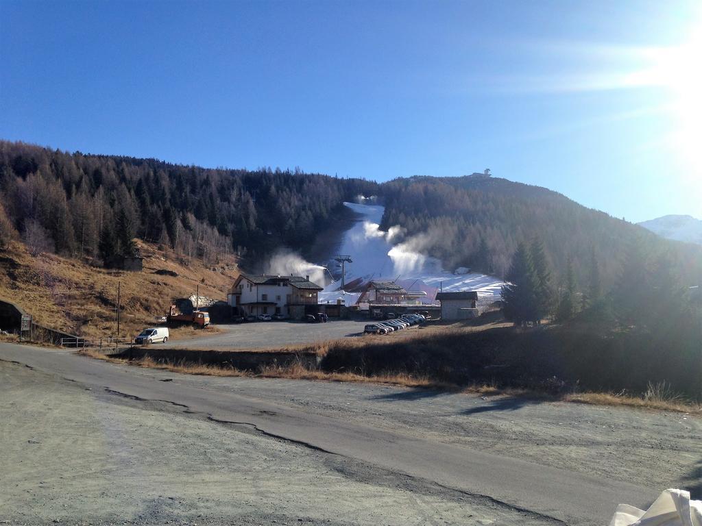 Sasso Nero Hotell Chiesa in Valmalenco Exteriör bild